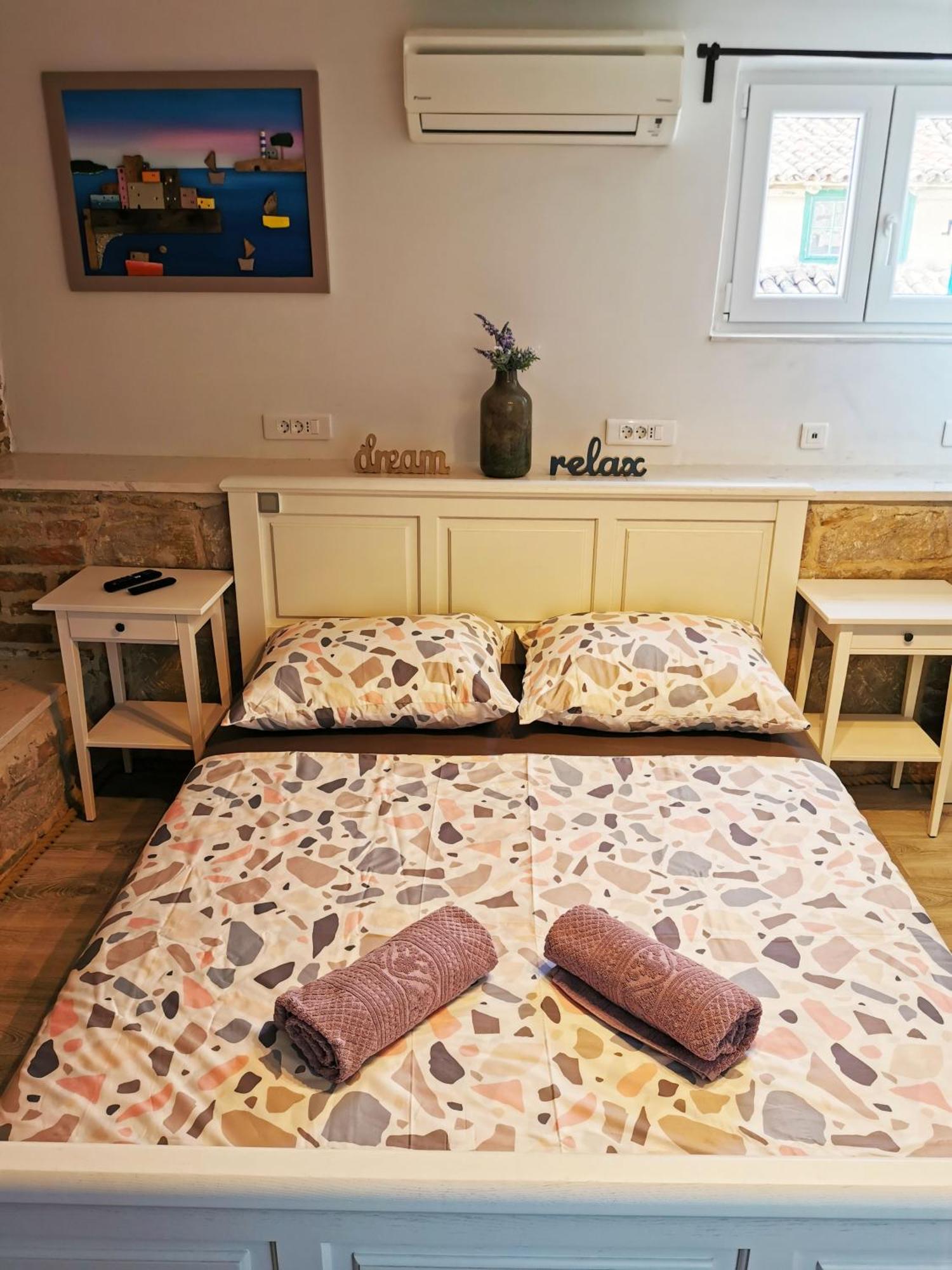 Croparadise Hostel Spalato Esterno foto