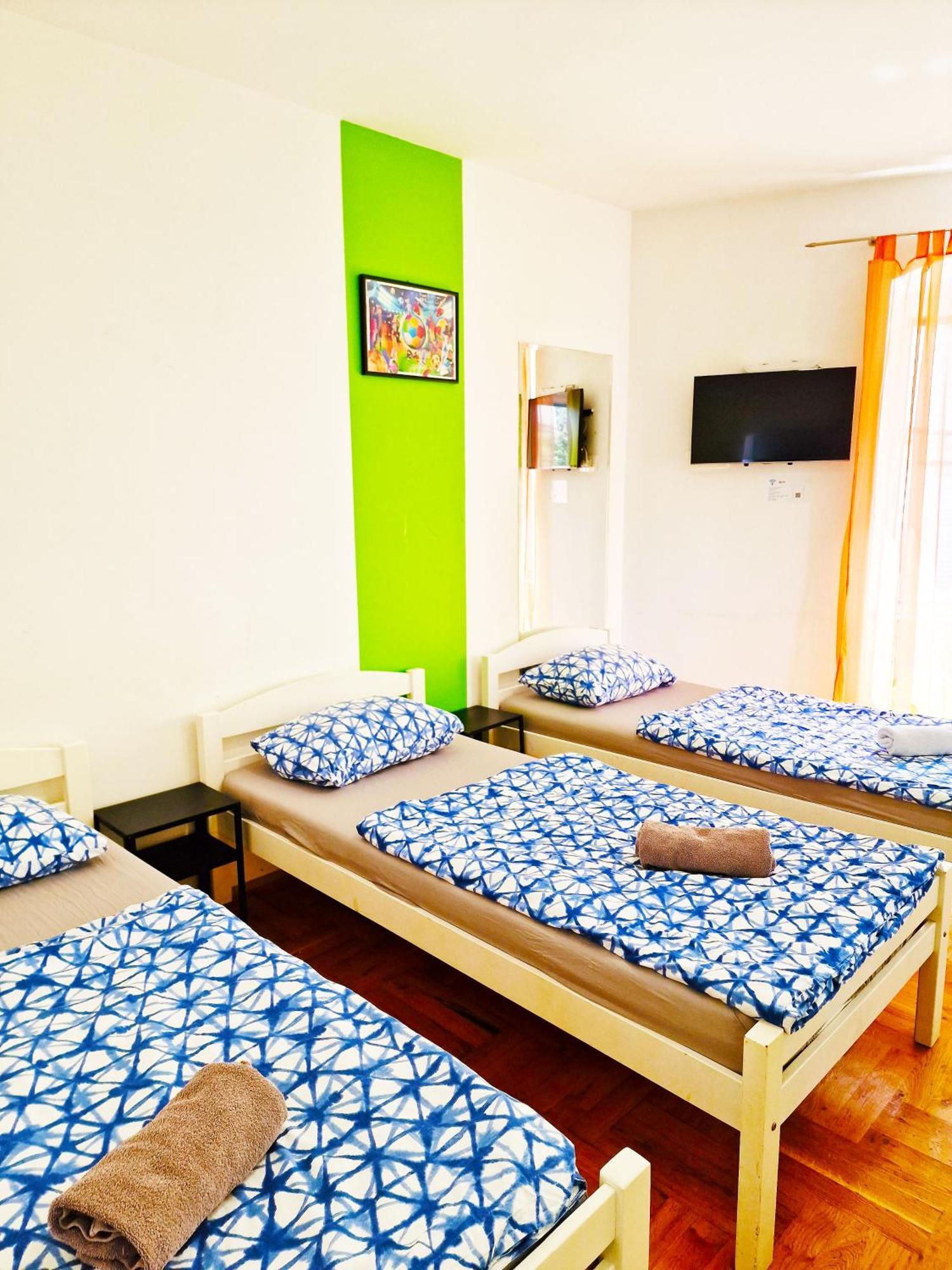 Croparadise Hostel Spalato Esterno foto